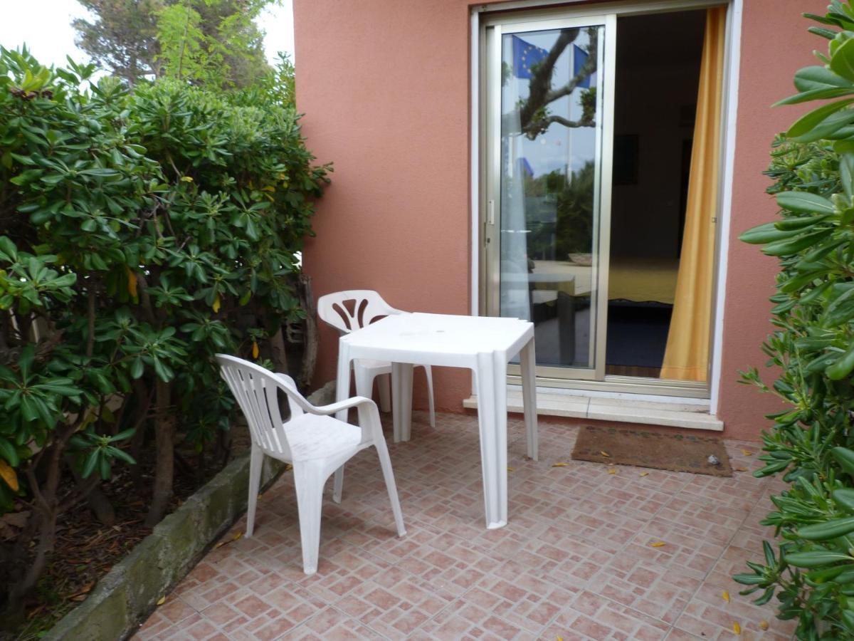 Hotel La Caravelle Frejus Exterior photo